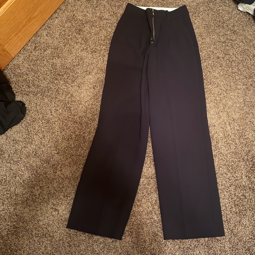 Aritzia Effortless Pants